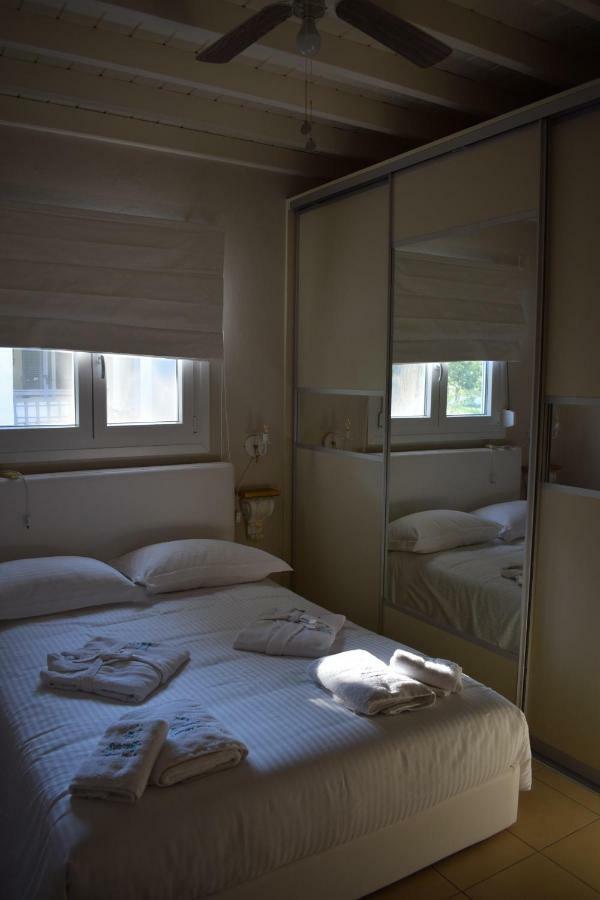 Serenity Luxury Villa, Skiathos 아기아 파라스케비 외부 사진